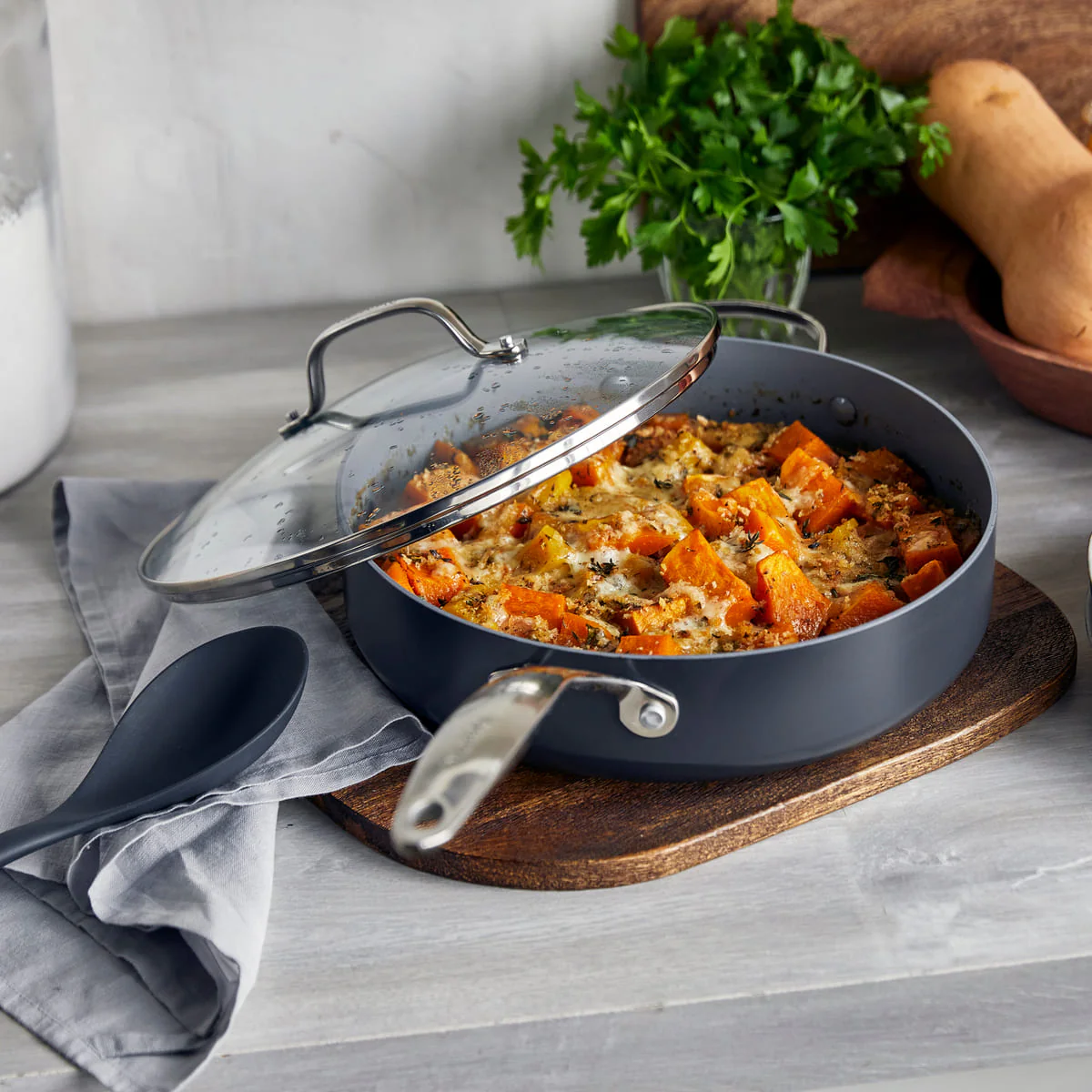 Valencia Pro<br> SKILLET WITH LID, DARK GREY - 28CM - Image 3