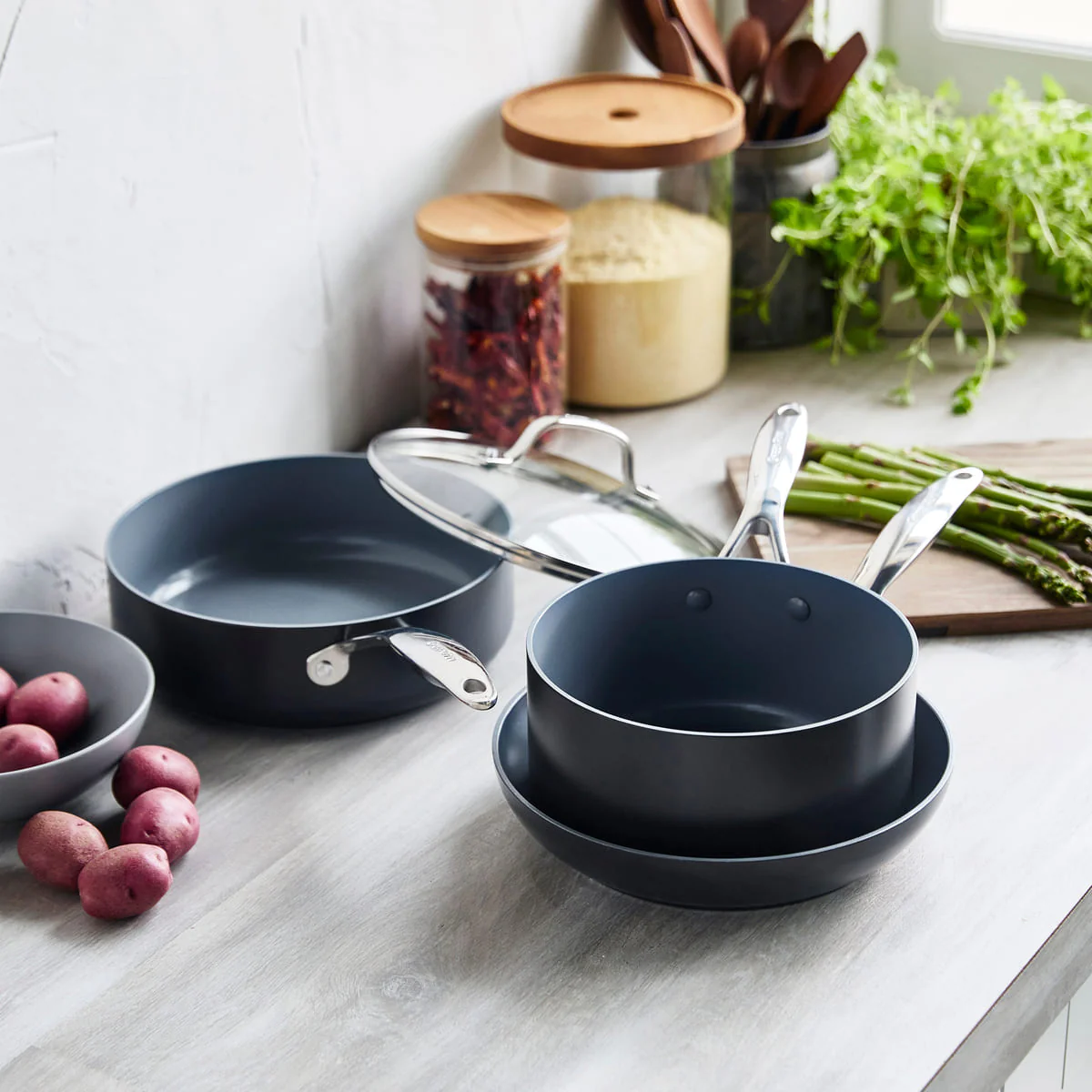 Valencia Pro<br> SKILLET WITH LID, DARK GREY - 28CM - Image 7