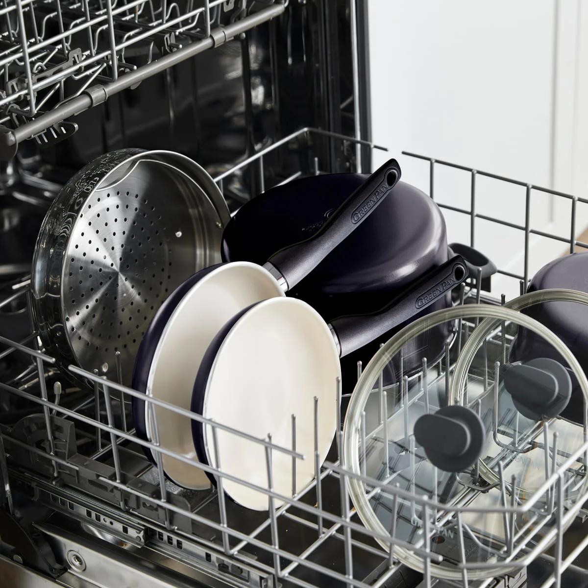 Rio<br> 2 Pcs Cookware Sets, Black - 20 & 26cm - Image 6