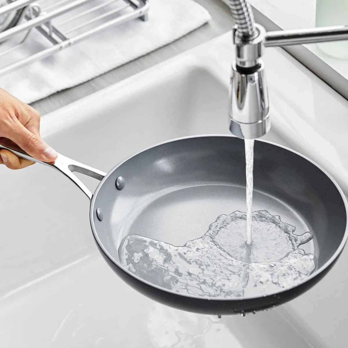 Valencia Pro<br> FRYING PAN, DARK GREY - 26CM - Image 11