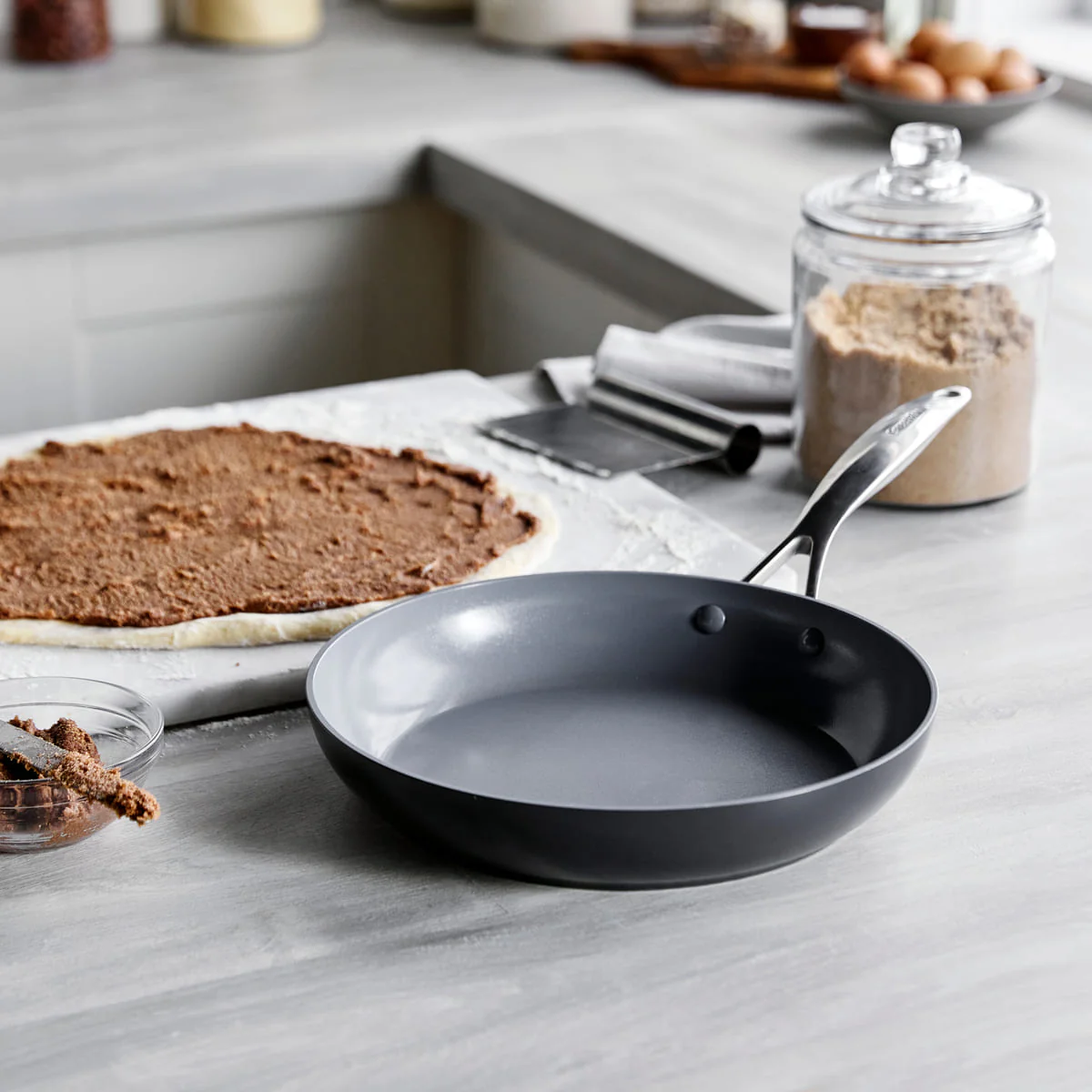 Valencia Pro<br> FRYING PAN, DARK GREY - 26CM - Image 6