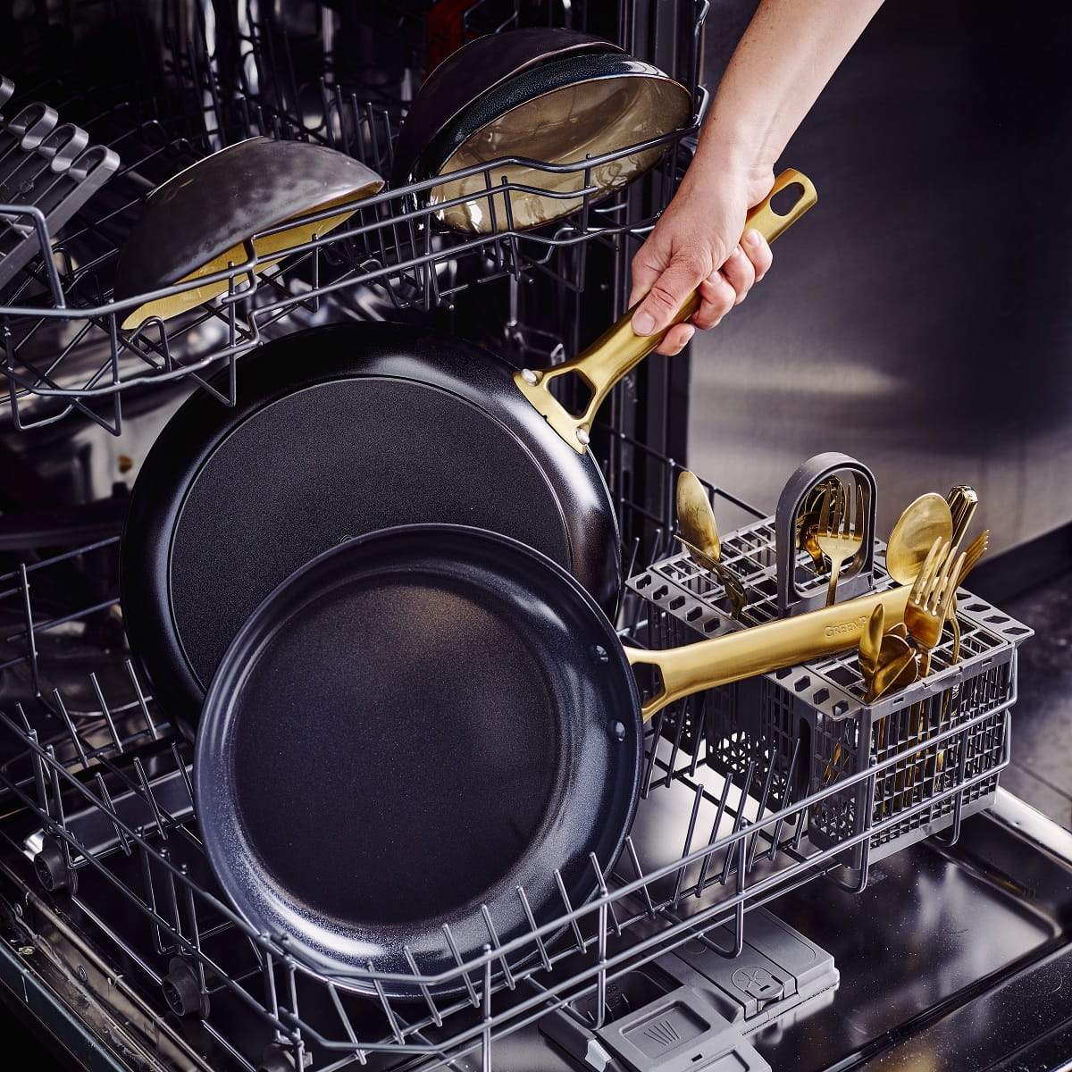 Reserve<br> 5pc Cookware Sets, Black - Image 9