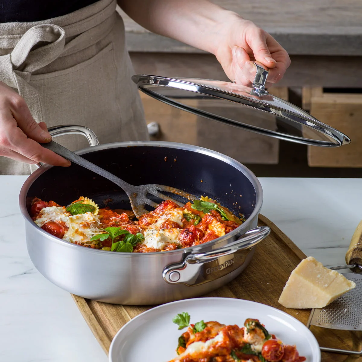 Premiere<br> Skillet with Lid, Stainless Steel - 30cm - Image 8