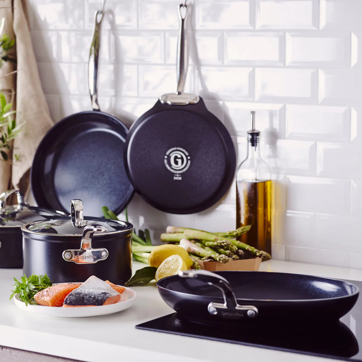 Barcelona Pro<br> oval fish pan, black - 33 x 23cm - Image 7