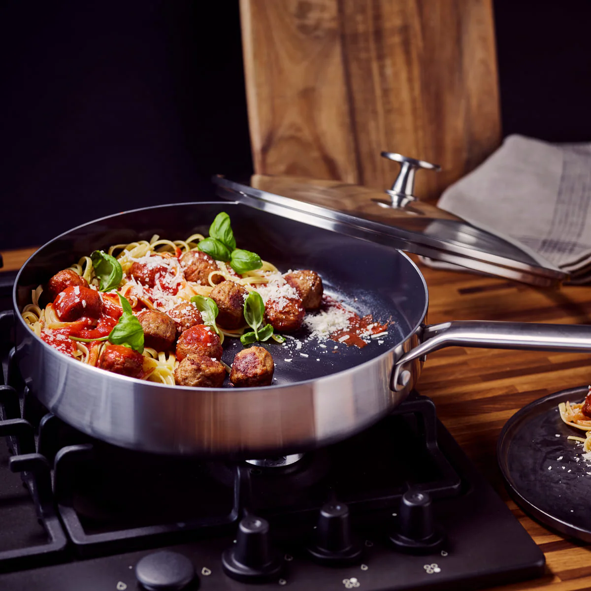 Blue Diamond<br> Tri Ply Stainless Steel Skillet, 28cm - Image 5