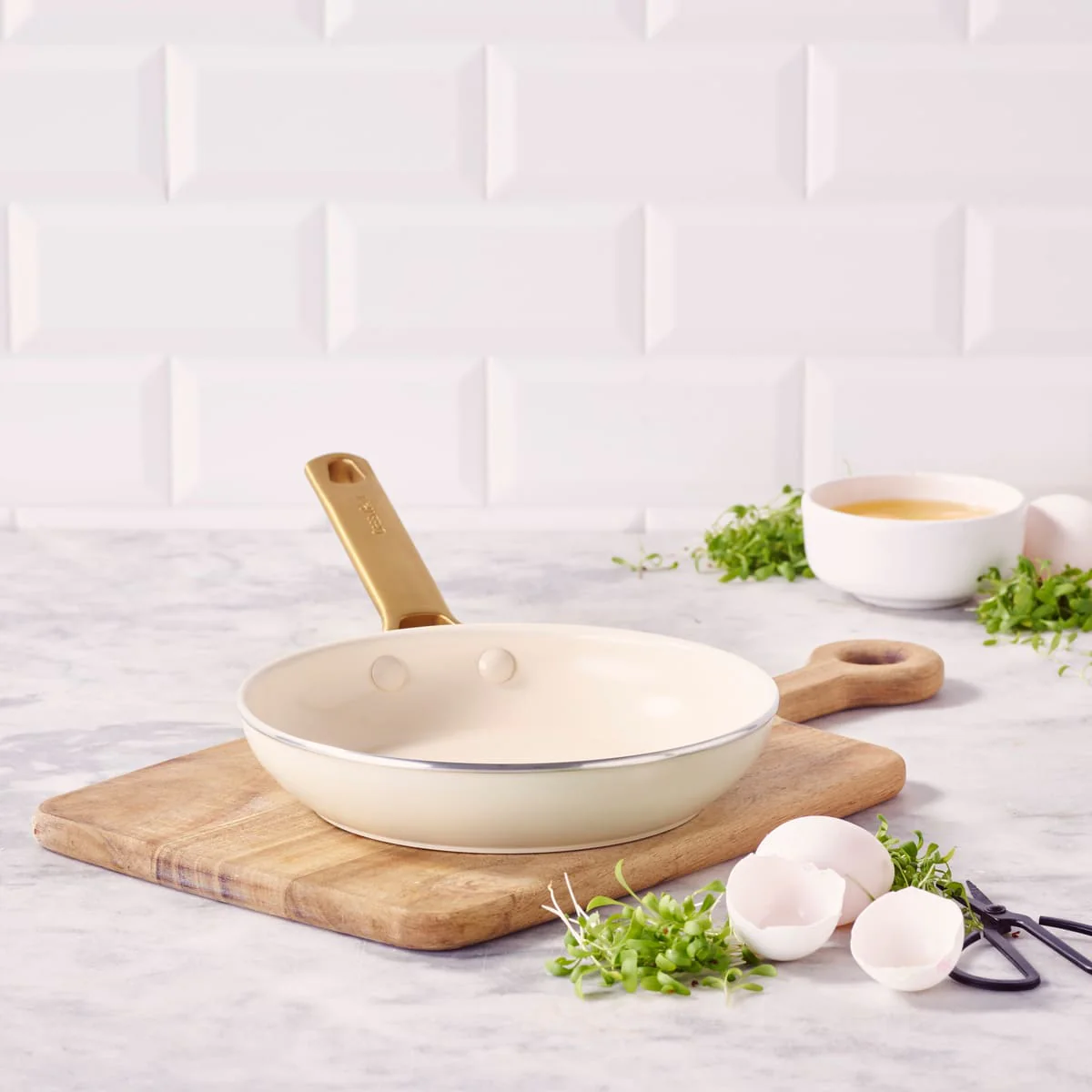 Padova<br> Frying Pan, Cream White - 20cm