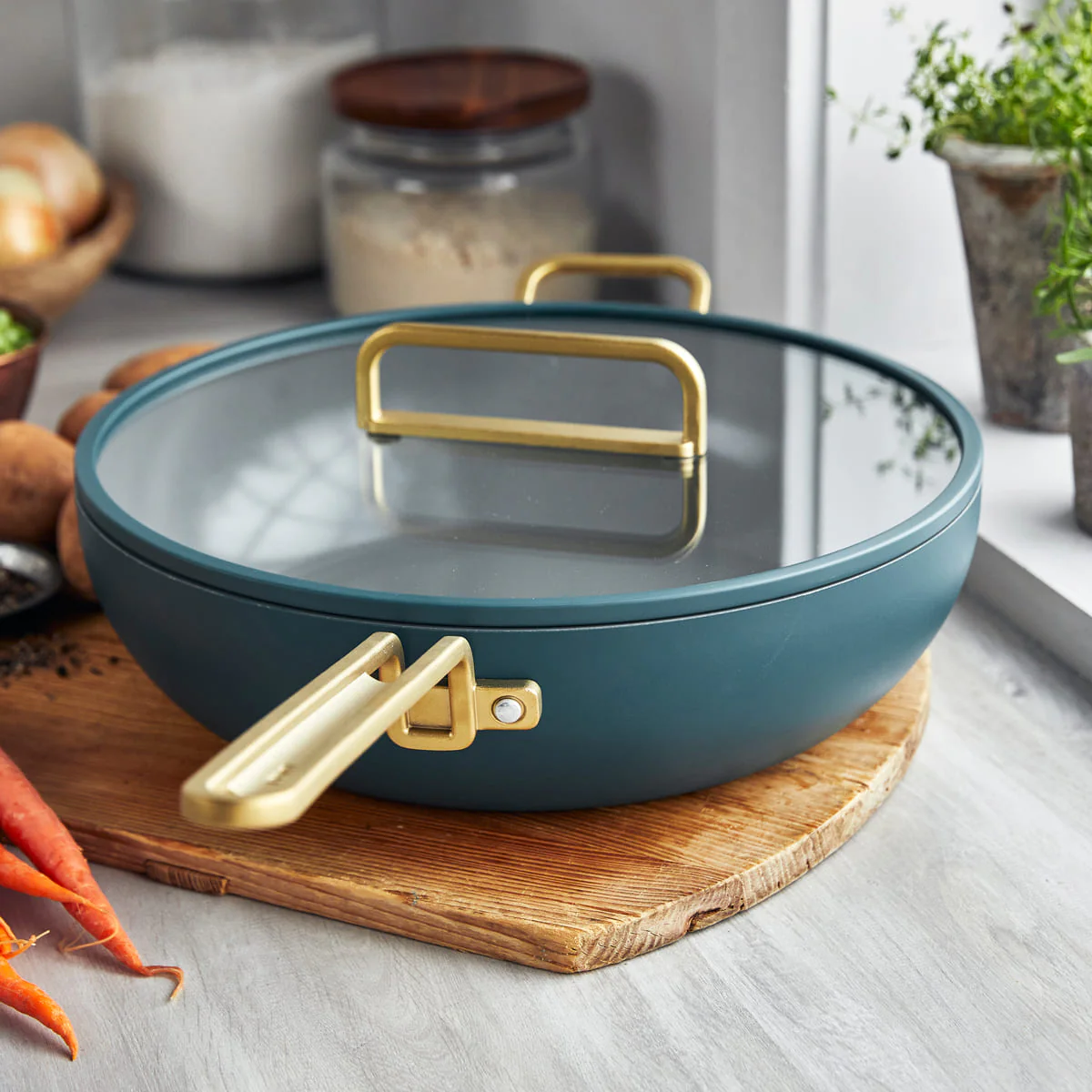 Stanley Tucci™<br> Ceramic Non-Stick 33cm Essential Stanley Pan | Venetian Teal - Image 2
