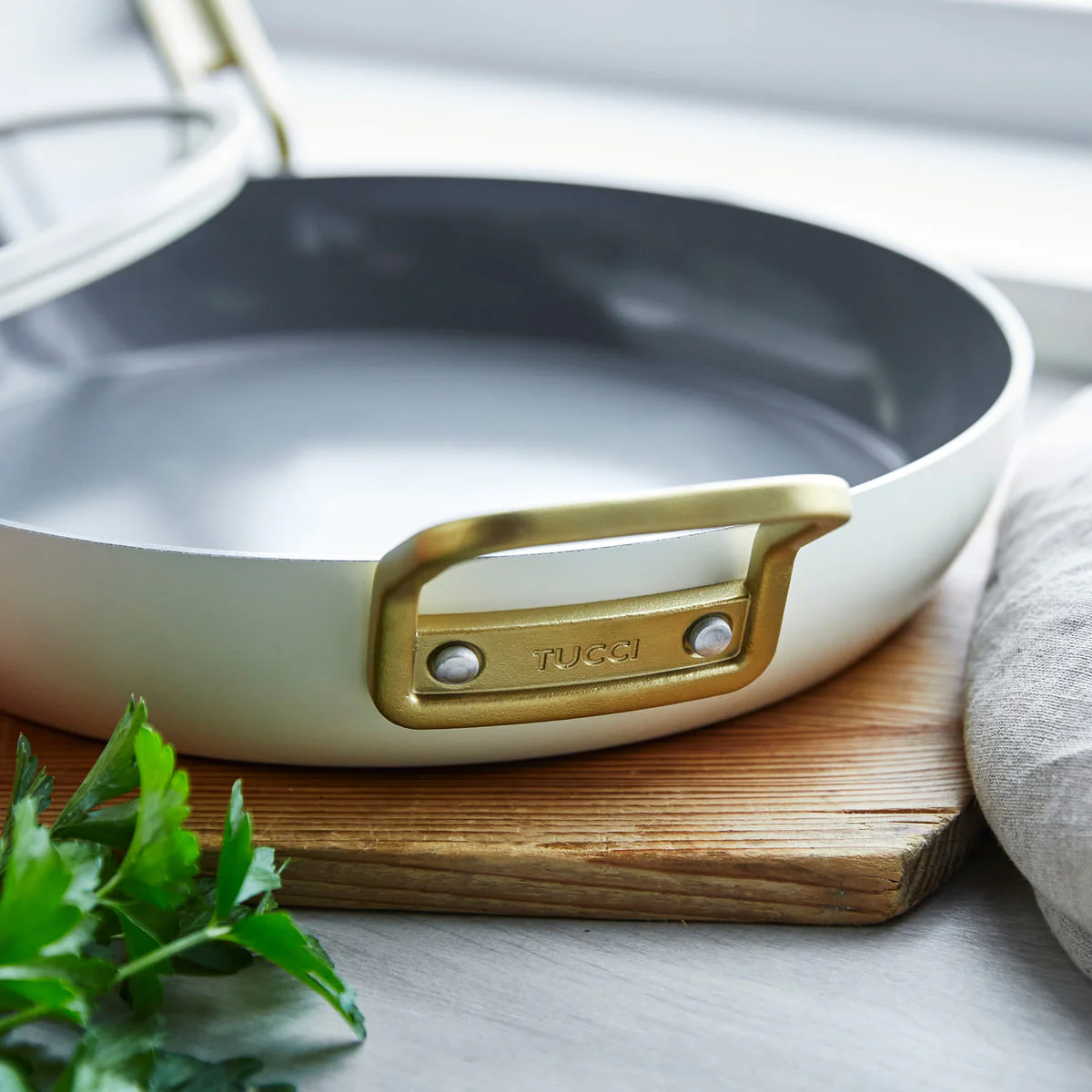 Stanley Tucci™<br> Ceramic Non-Stick 30CM Frypan with Lid | Carrara White - Image 3