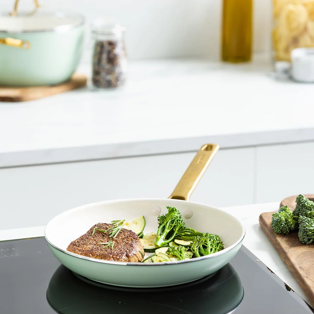 Padova<br> 2pcs Cookware Set, Pastel Green - 26 & 30 cm - Image 4