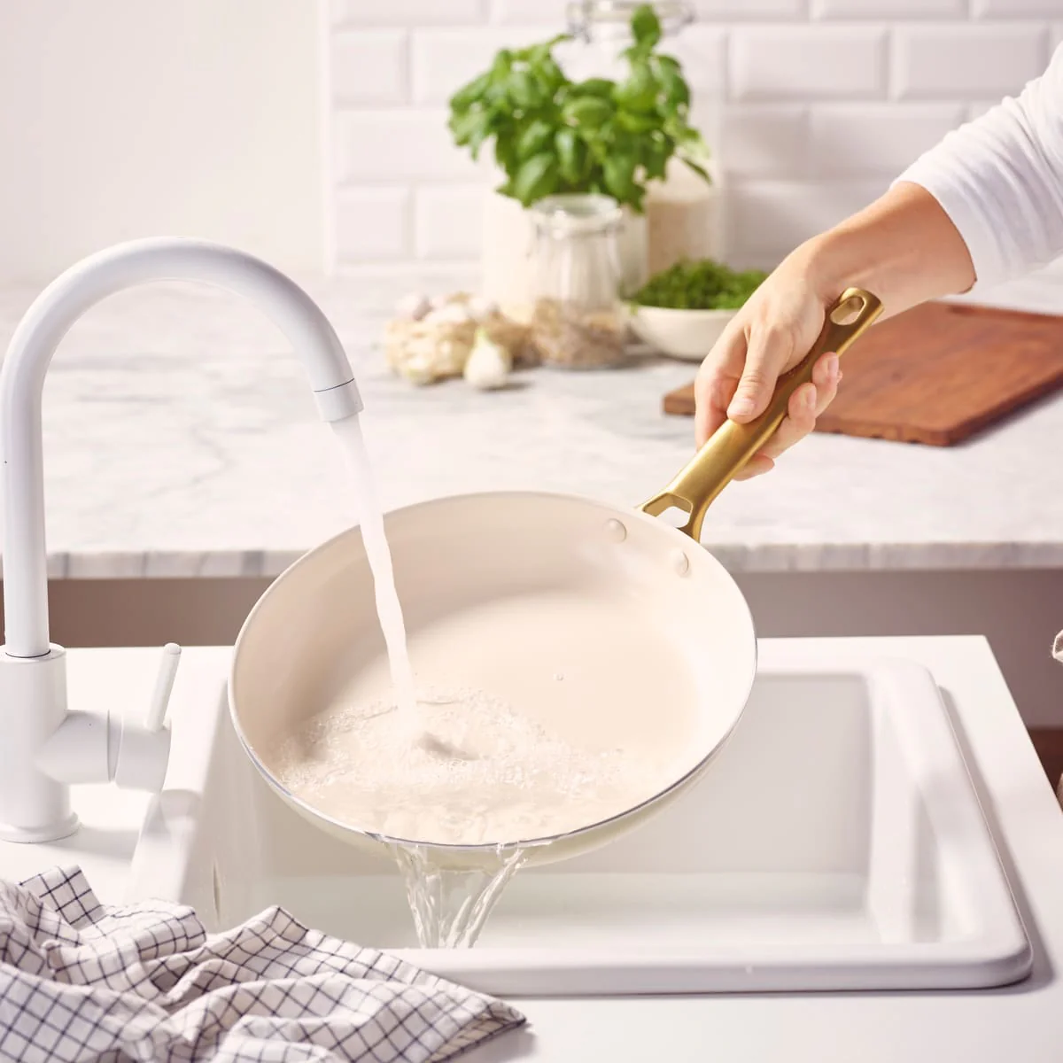 Padova<br> 2pcs Cookware Set, Cream White - 26 & 30 cm - Image 6