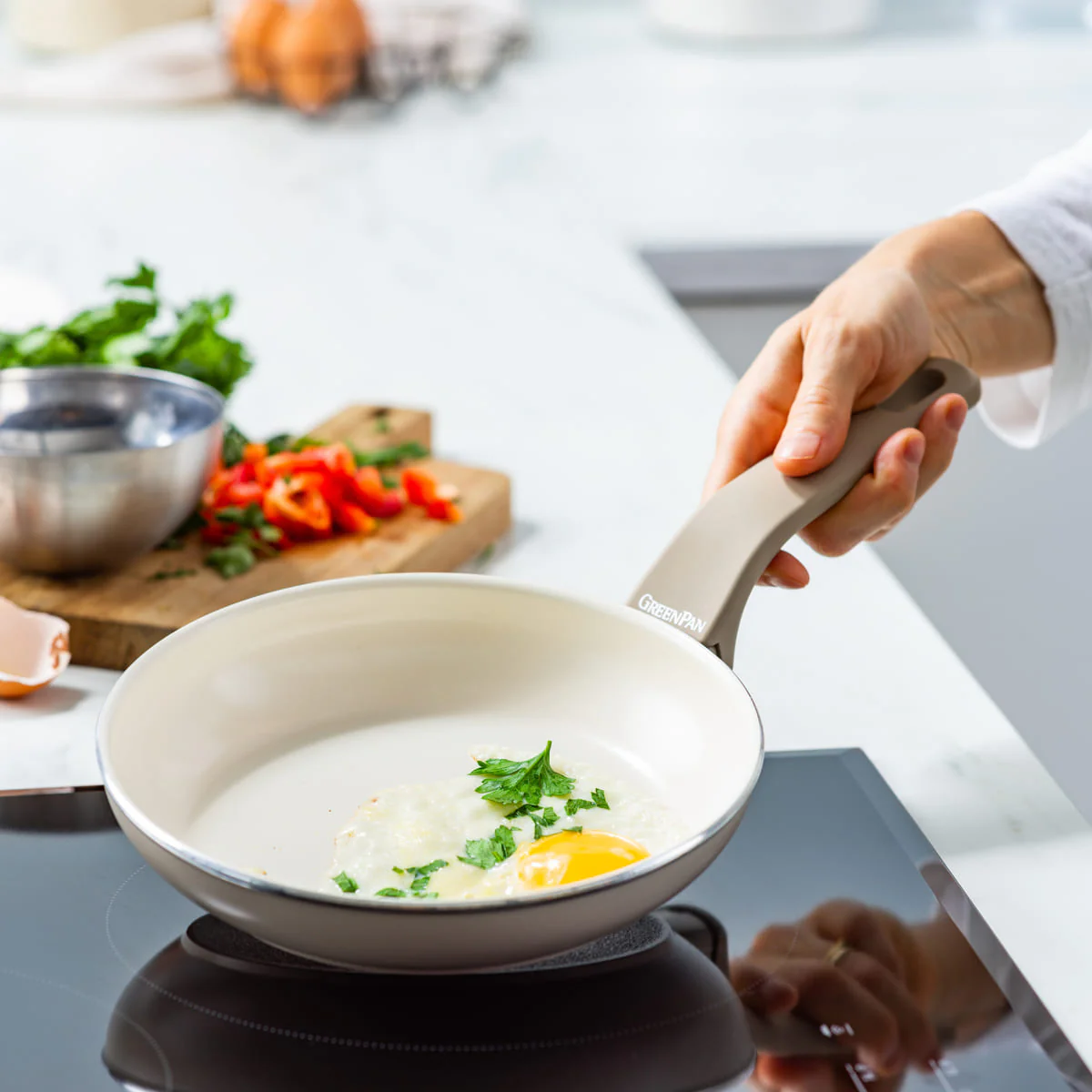Essence<br> Frying Pan, Taupe - 20cm - Image 2