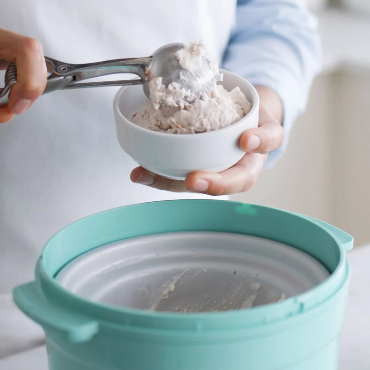 GreenLife <br>Ice-cream Maker, Turquoise - Image 5