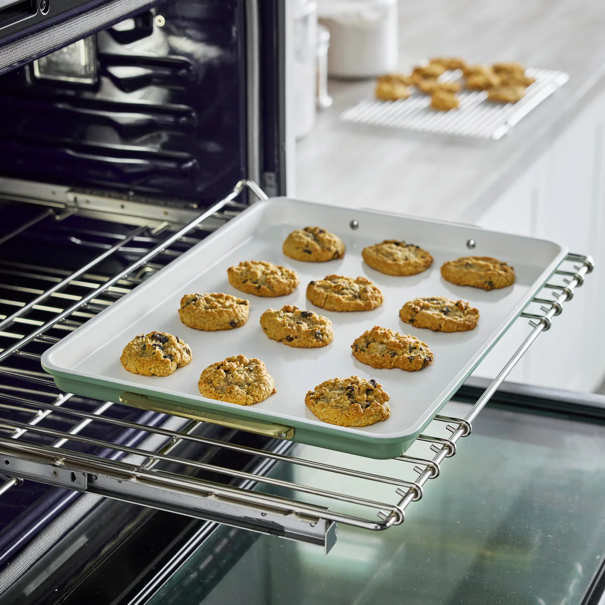 Reserve<br> Cookie Sheet, Sage Green - 30.2 x 25.2 cm - Image 4