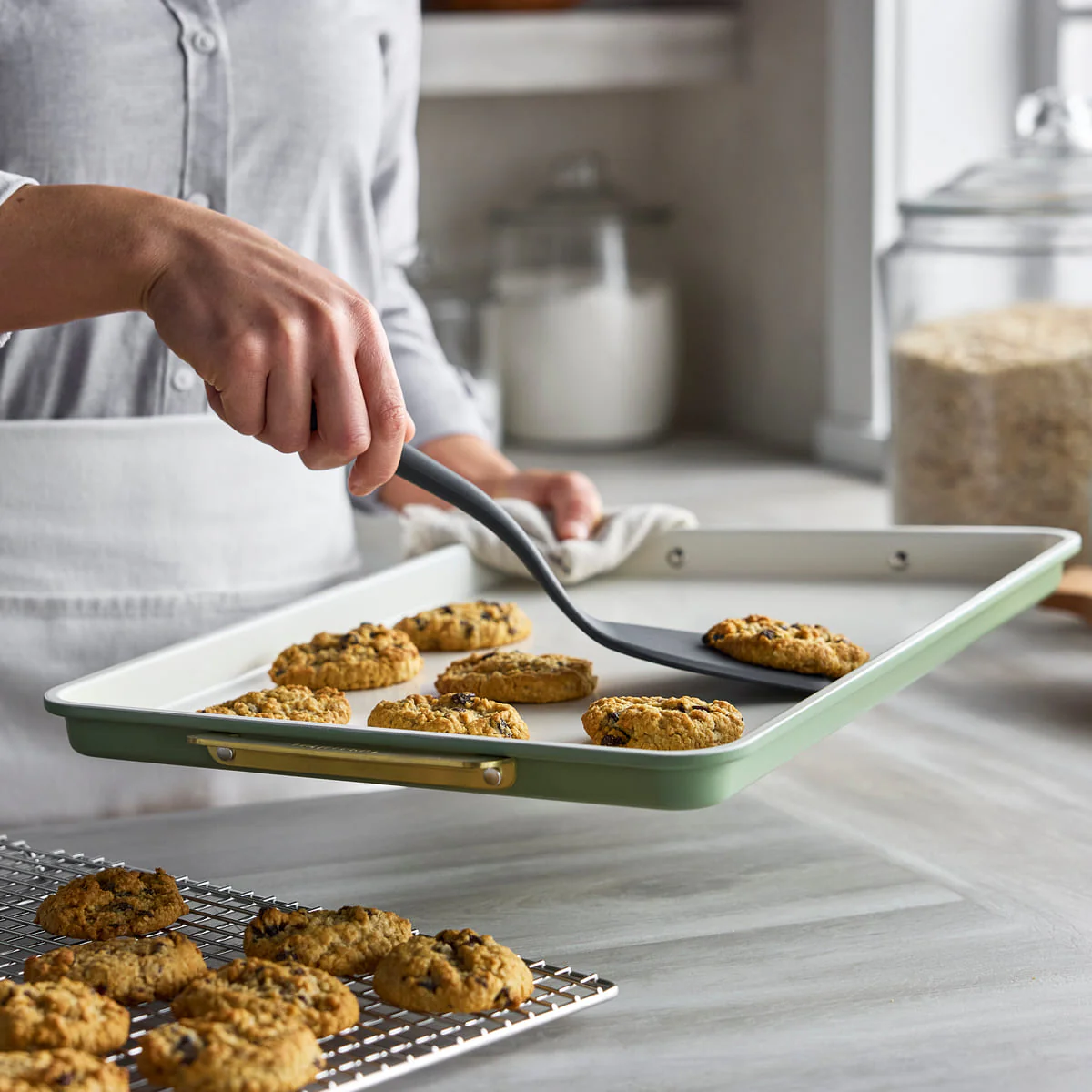 Reserve<br> Cookie Sheet, Sage Green - 30.2 x 25.2 cm - Image 6