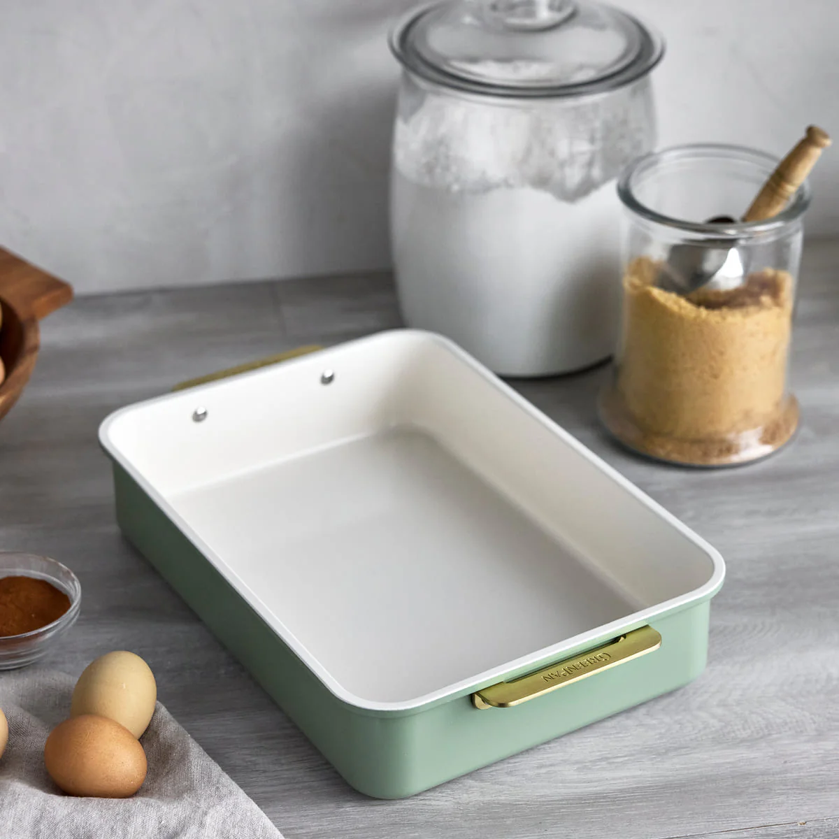 Reserve<br> Rectangular Cakepan, Sage Green - 30.2 x 25.2 cm - Image 3