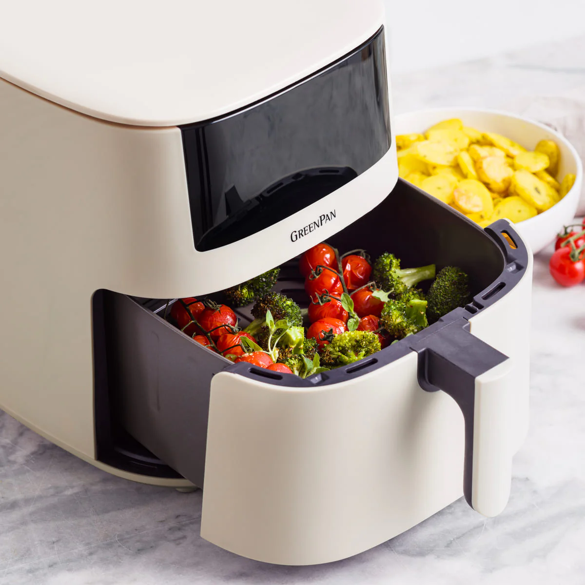 Bistro<br> XXL Coloured Air Fryer - Taupe - Image 10
