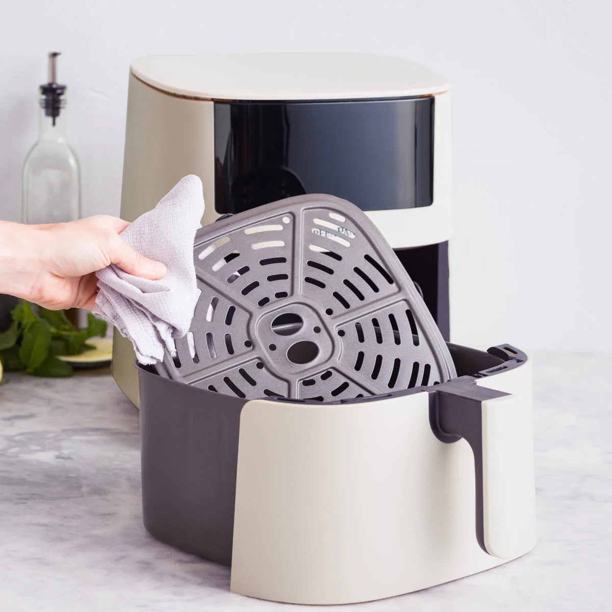 Bistro<br> XXL Coloured Air Fryer - Taupe - Image 6