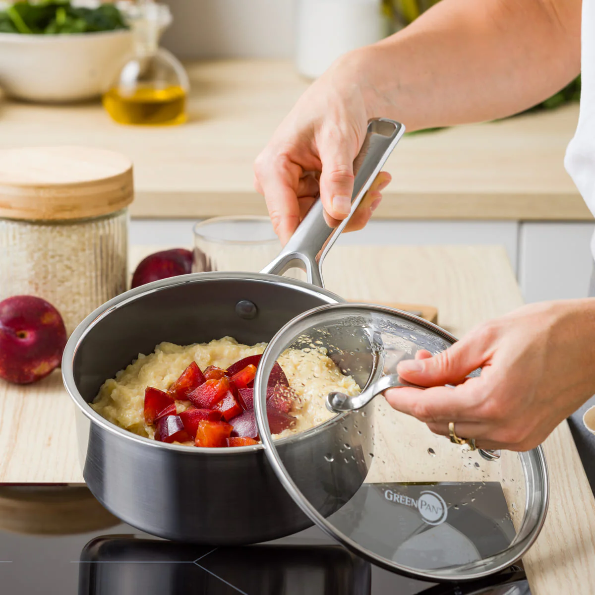 Apex<br> Thermobond Hybrid Ceramic Non-stick Saucepan - 18cm - Image 2