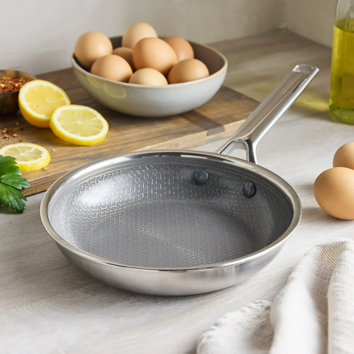 Apex<br> Thermobond Hybrid Ceramic Non-stick Frying Pan - 20cm - Image 2