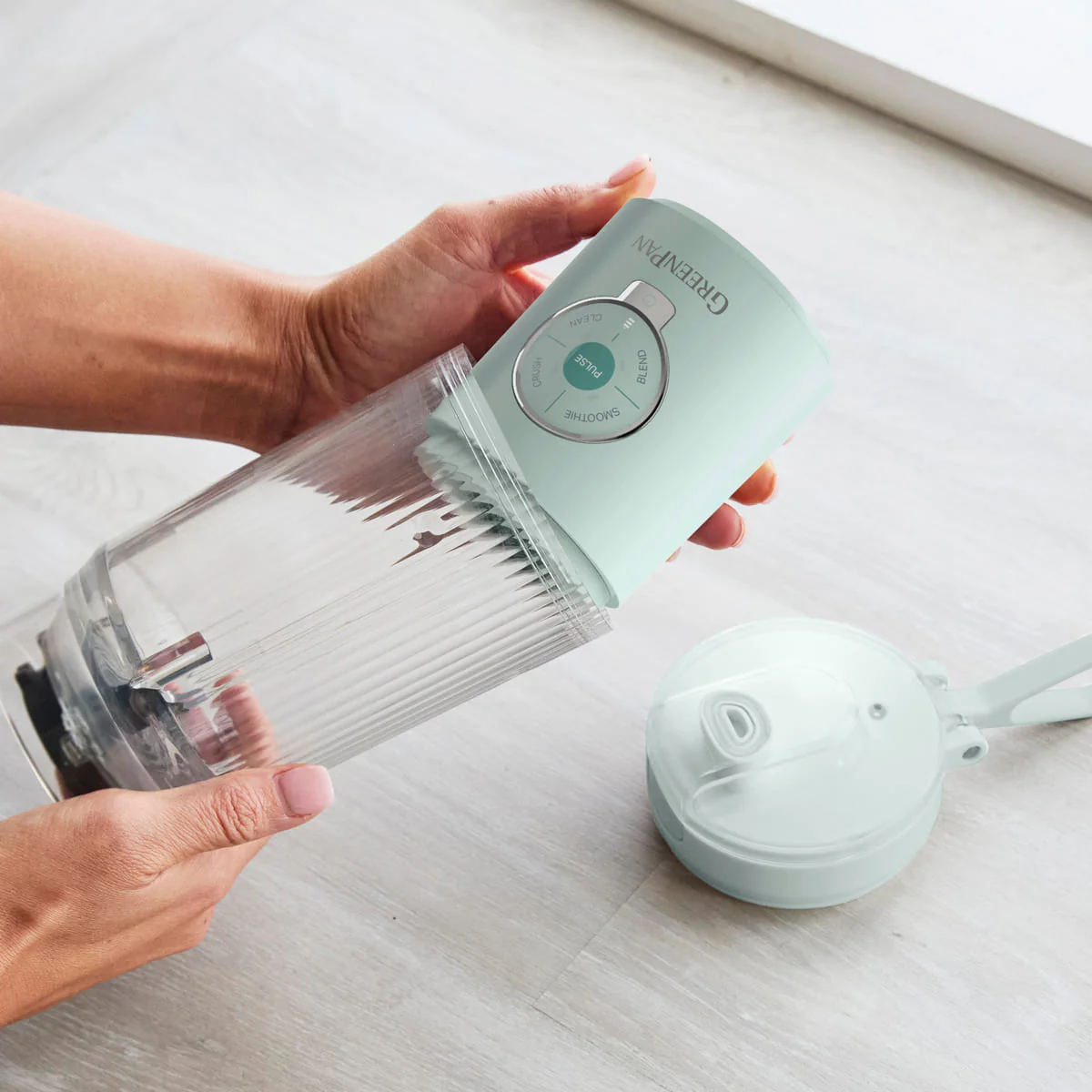 GreenPan Spin & Go<br> Portable Blender<br> Seaside - Image 6