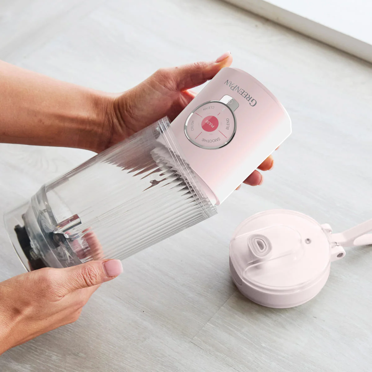 GreenPan Spin & Go<br> Portable Blender Pink - Image 3