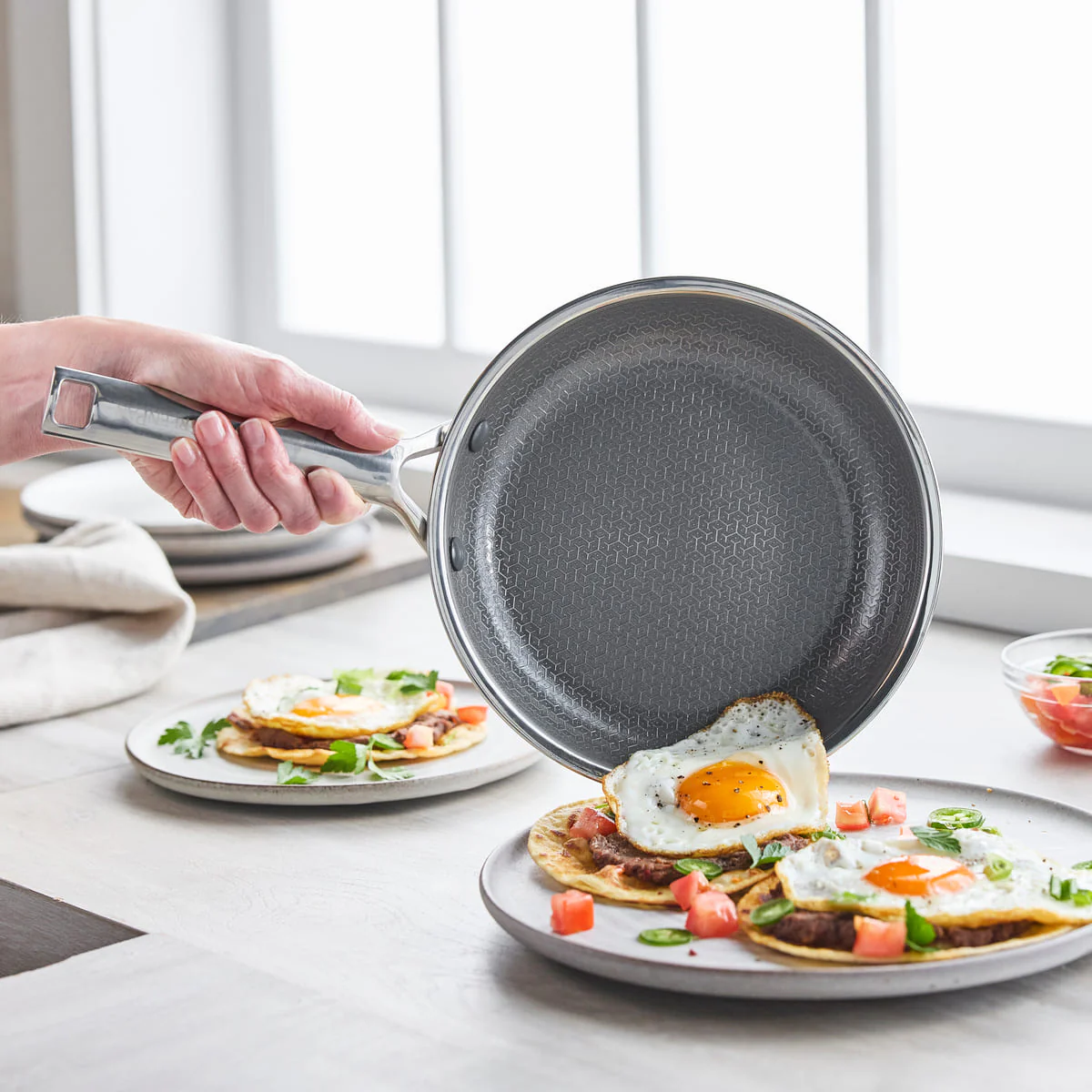 Apex<br> Thermobond Hybrid Ceramic Non-stick 7(15)pc Cookware Set - Image 4