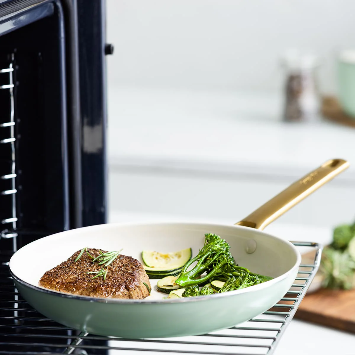 Padova<br> 5 (10) pc Cookware Set, Julep - Image 4